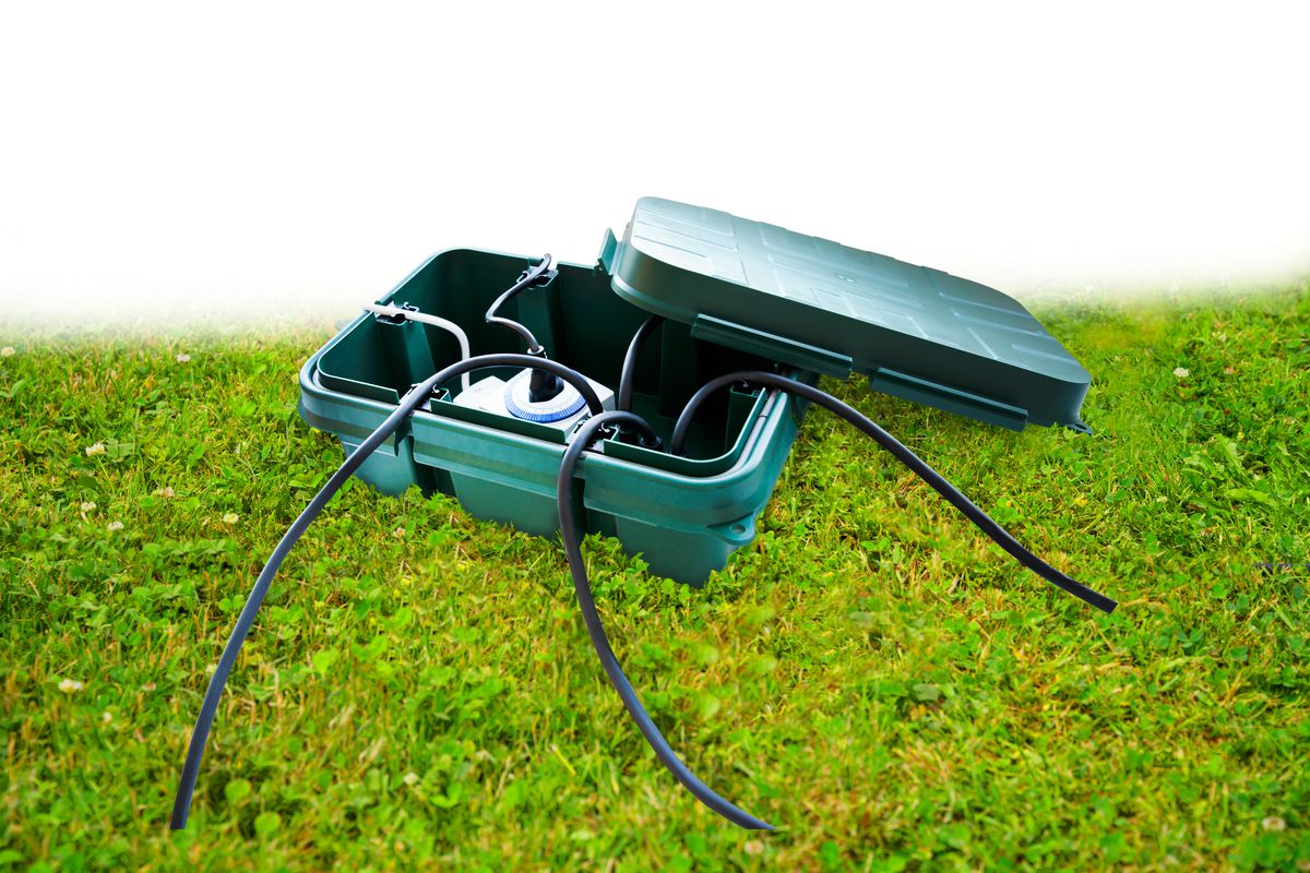 SAFETY BOX L vert IP55