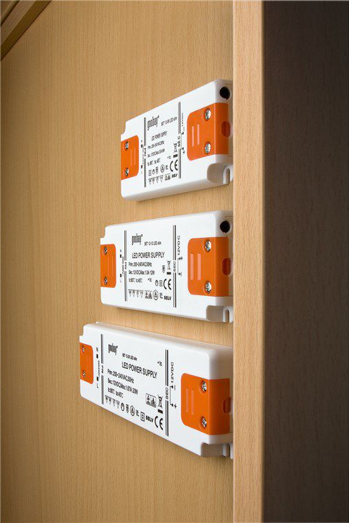 LED-Trafo 12 V/15 W nicht dimmbar