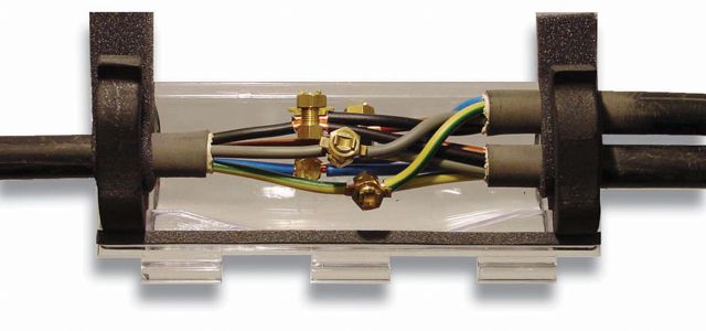 Manchon en résine coulée AVM 40-175 Passage ou dérivation