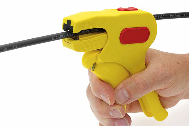 Pince à dénuder automatique