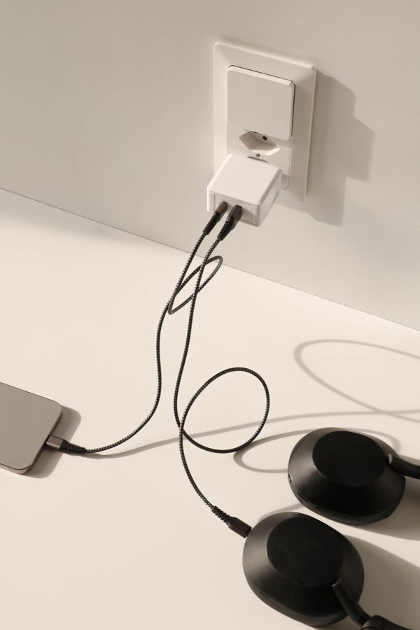 adattatore di ricarica rapida USB 1x USB-C PD 1x USB-A 45W bianco