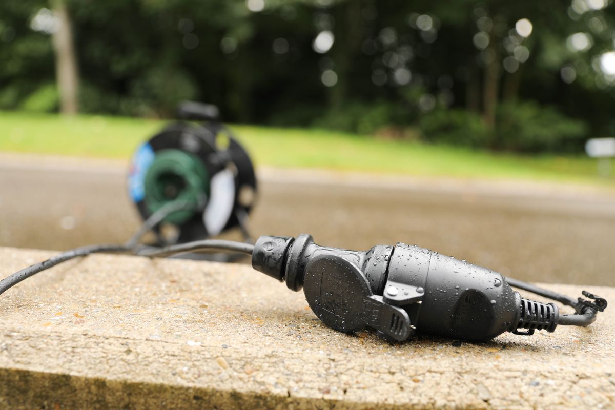 enrouleur de câble de jardin IP55 1x type 13 20m vert noir