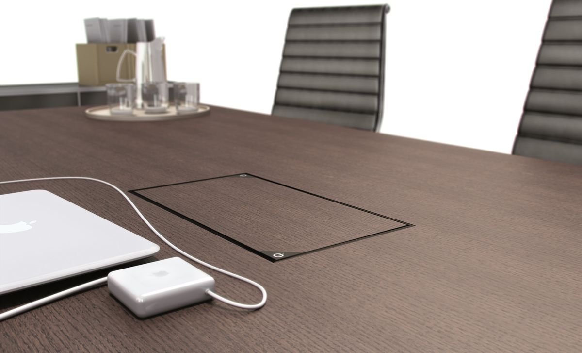 MEETING bloc multip. noir 9x type 13 3x RJ45 1x VGA 15 1x jack3.5