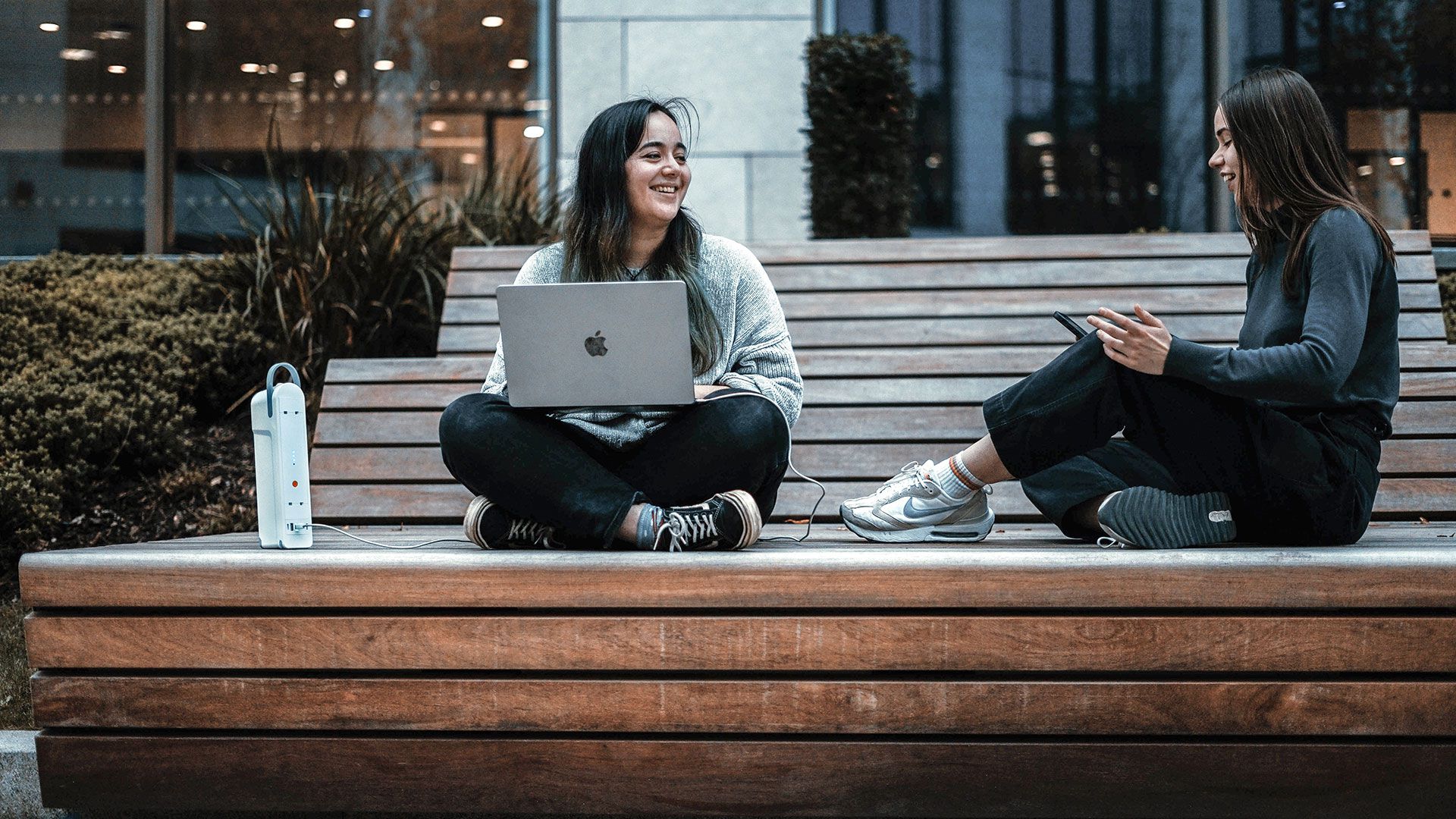 LIBERTY Qikpac Carry avec USB-A/C 12/60W noir