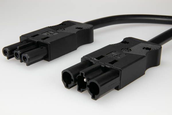 Rallonge TD H05VV-F3G1.5 0.5m noir AC 166