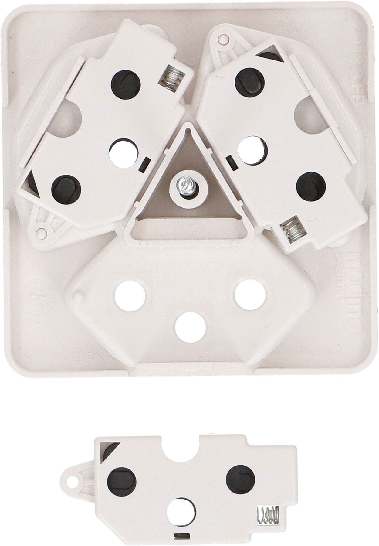 BS/protection enfants pour prises type 13 modino