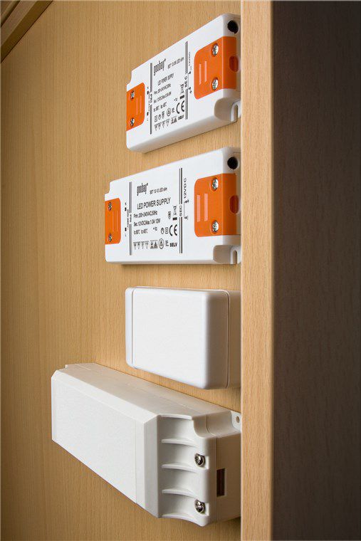 LED-Trafo 12 V/20 W nicht dimmbar