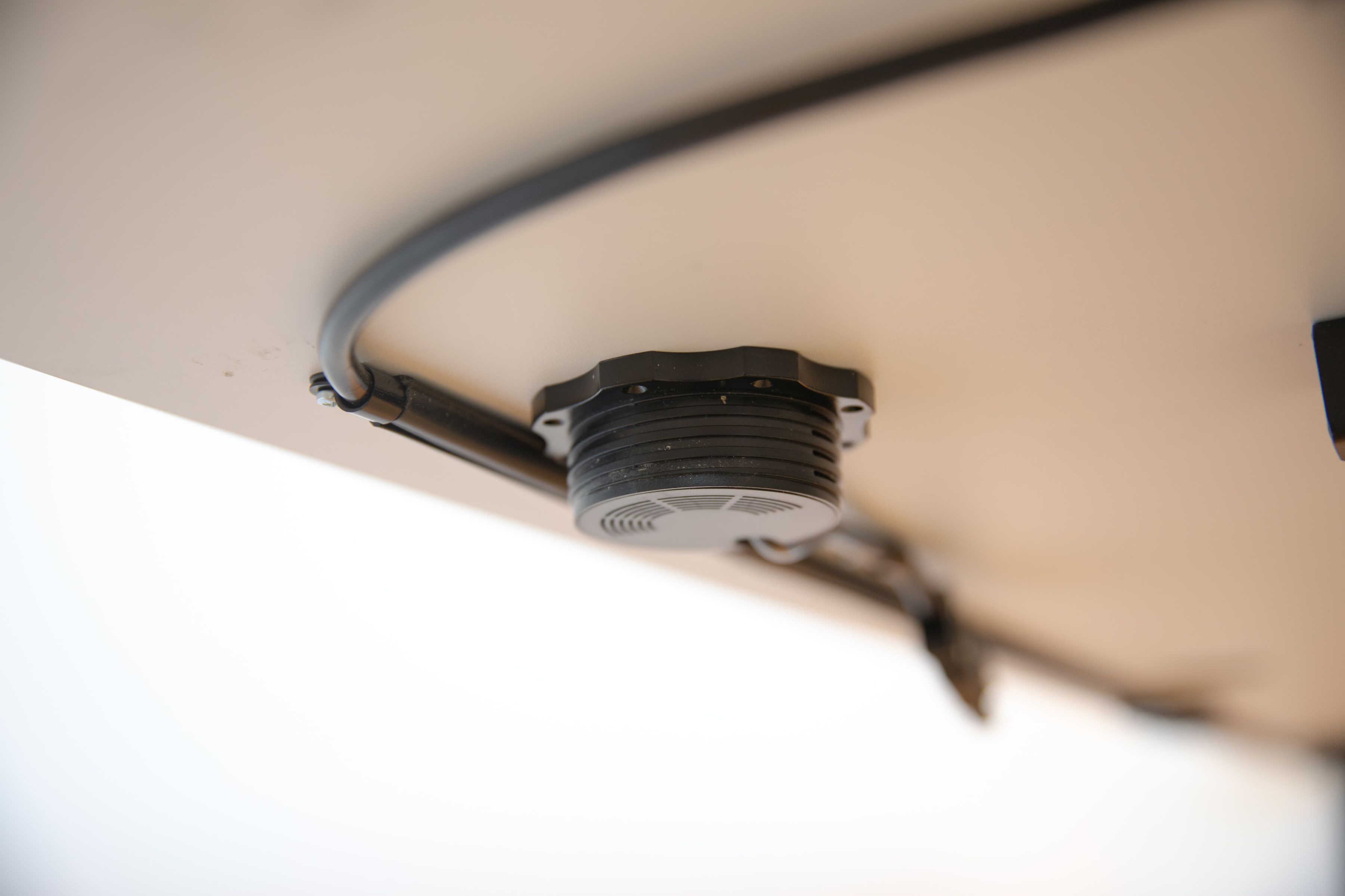 SOLO Steckdoseneinheit Edelstahl 1x Typ 13 1x USB-C