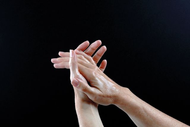 Werkzeug- und Handdesinfektionsmittel 75 ml