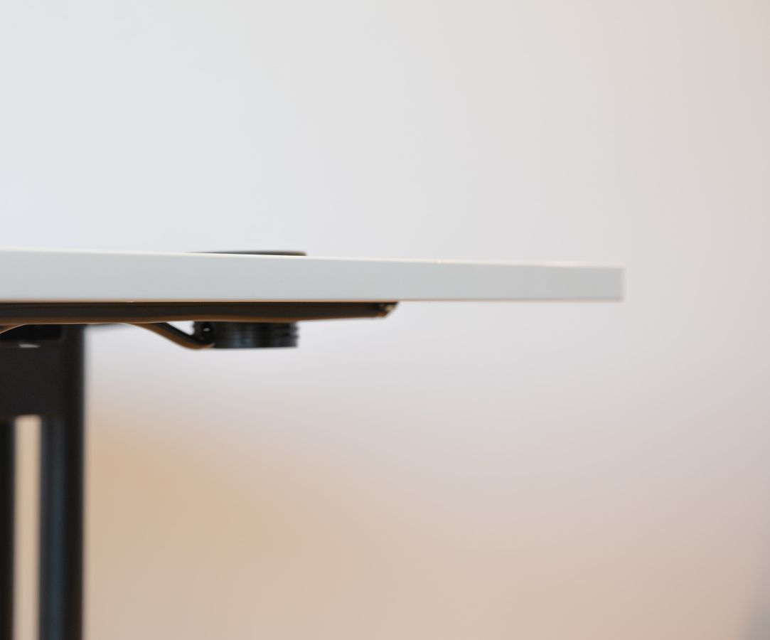 SOLO Steckdoseneinheit Edelstahl 1x Typ 13 1x USB-C