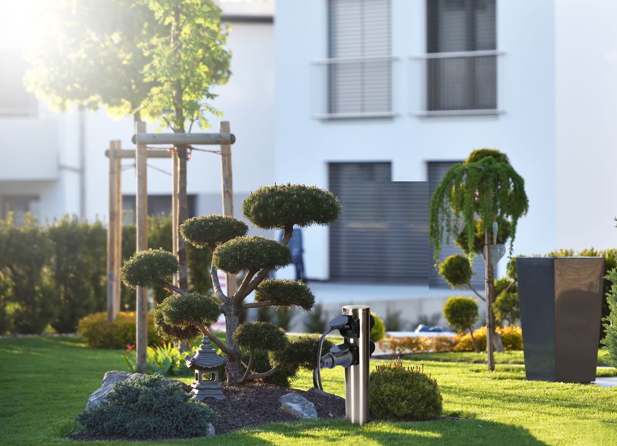 colonne de prises de jardin 4x type 13 IP55 rond acier