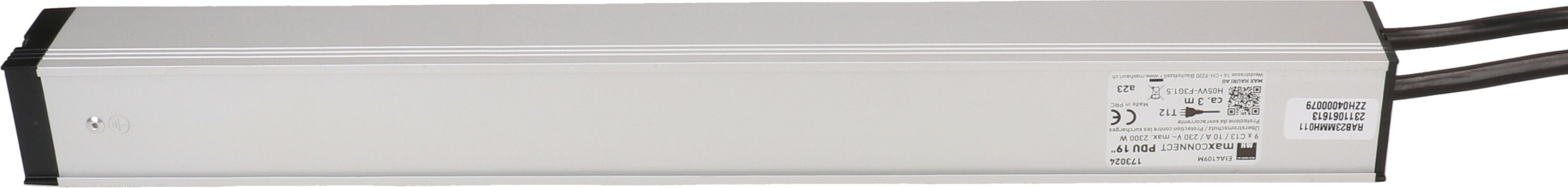 PDU 19 pouces 9x C13 noir 1U fiche type 12