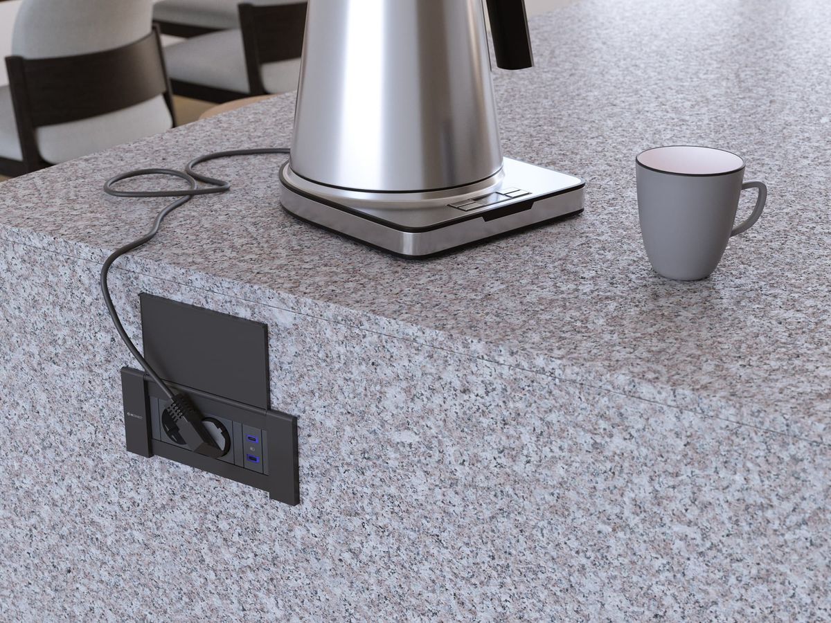 NEXO bloc multiprise blanc 5x type 13 1x USB-C/C