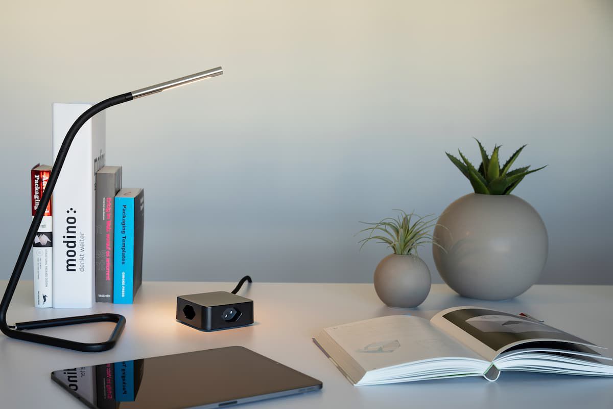 multiprise Cube 3x type 13 blanc / turquoise USB 2m clip-clap