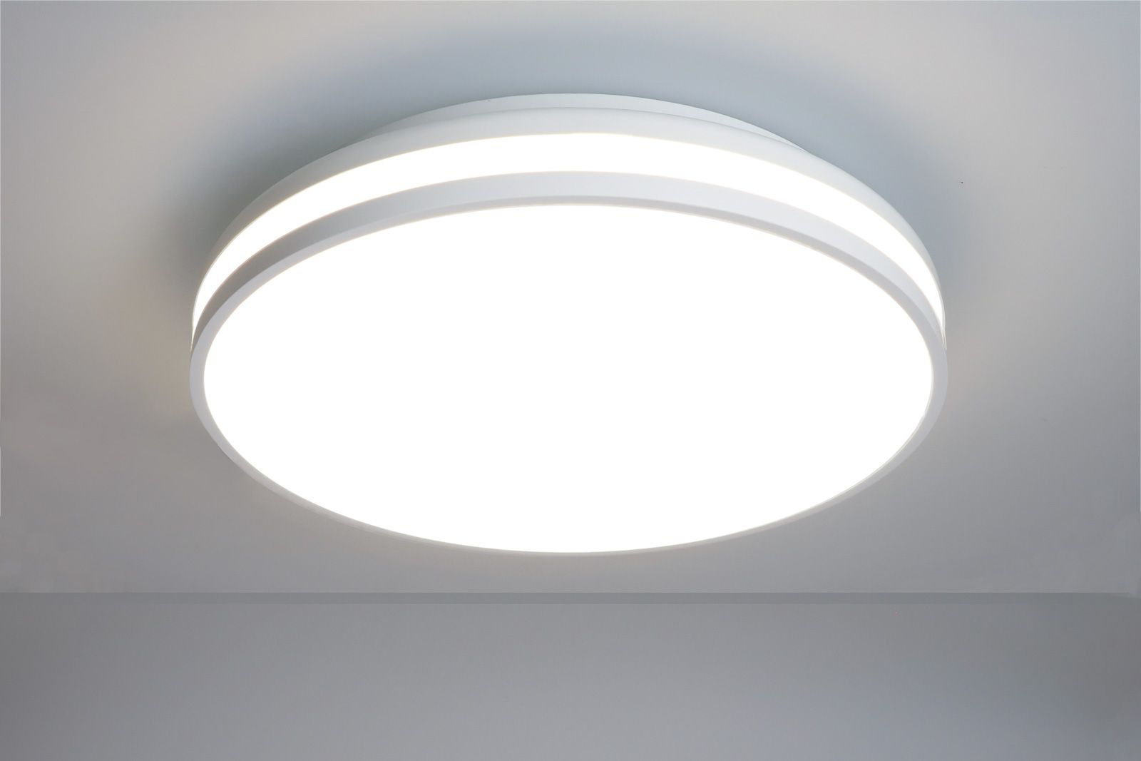 plafonnier et applique LED VARIO 28 HF 3000-4000K 13-18W