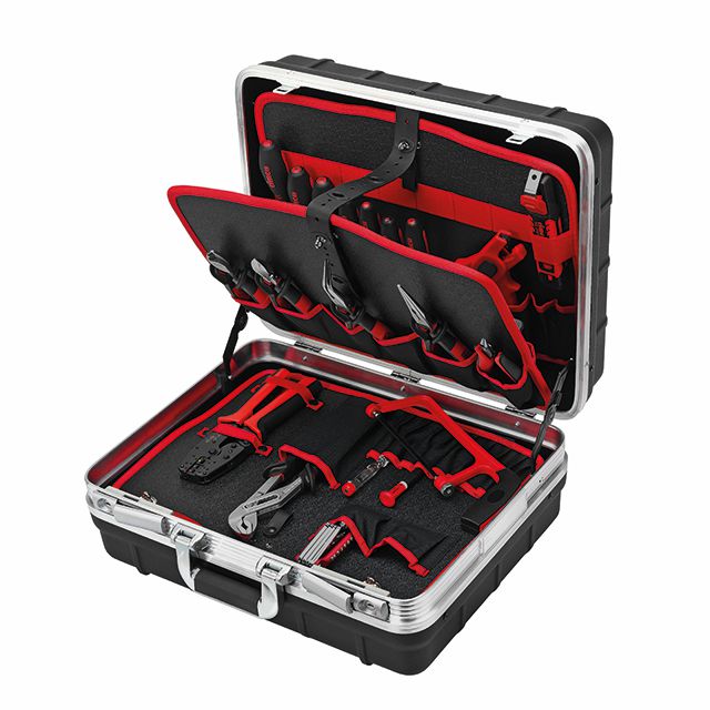 Valigetta porta attrezzi Champion in dotazione